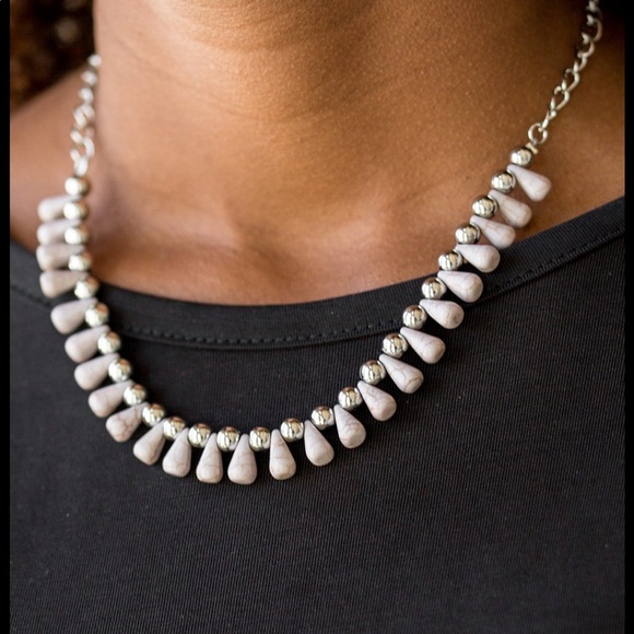 🆕 Extinct Species Silver Necklace & Earrings - Picture 1 of 2